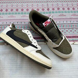 Jordan 1 Retro Low OG SP Travis Scott Medium Olive